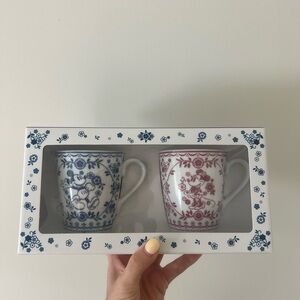 NWT Floral Blue and Red Mickey & Minnie Mug Set from Tokyo Disney